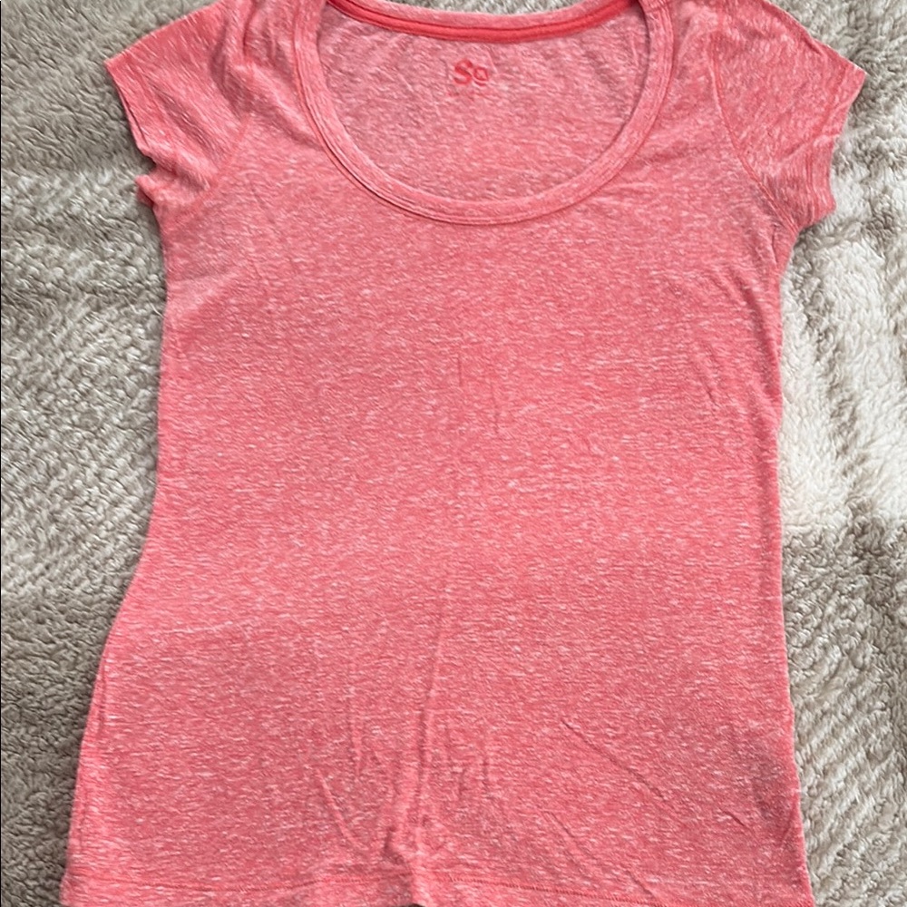 Women's SO- T-Shirt Color Coral, Size medium